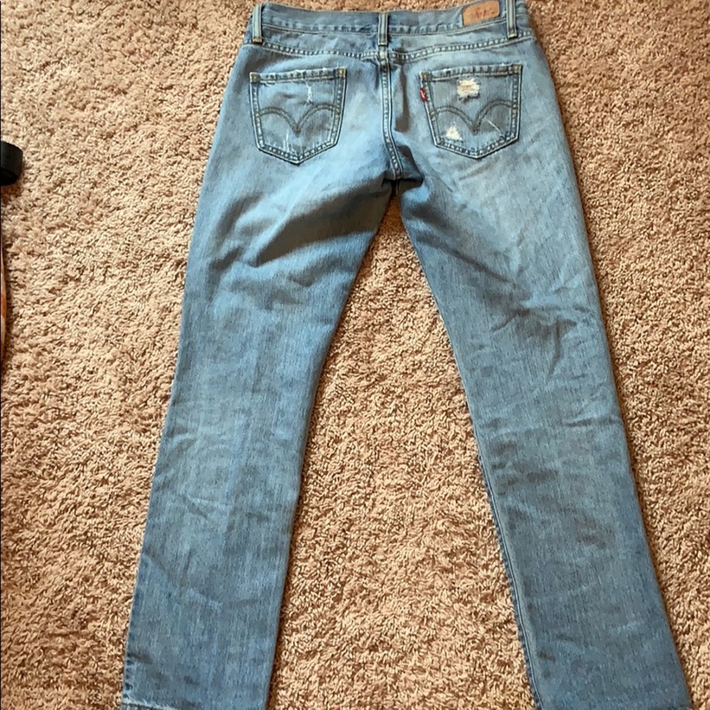 Levi’s boyfriend jeans (size 26)